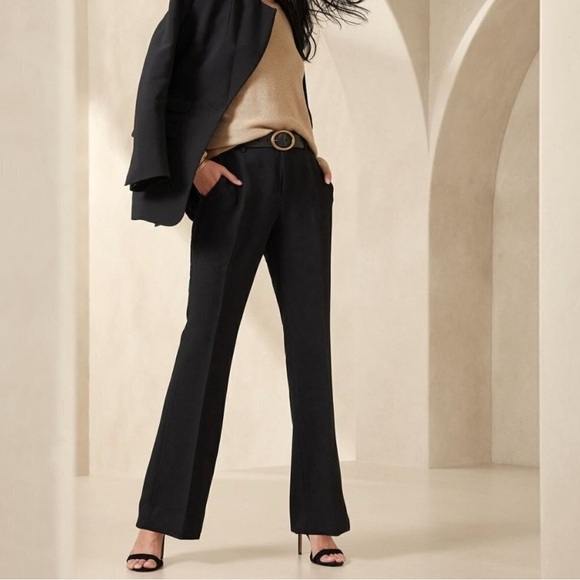 Banana Republic High Rise Flare pull on pants - Picture 2 of 10